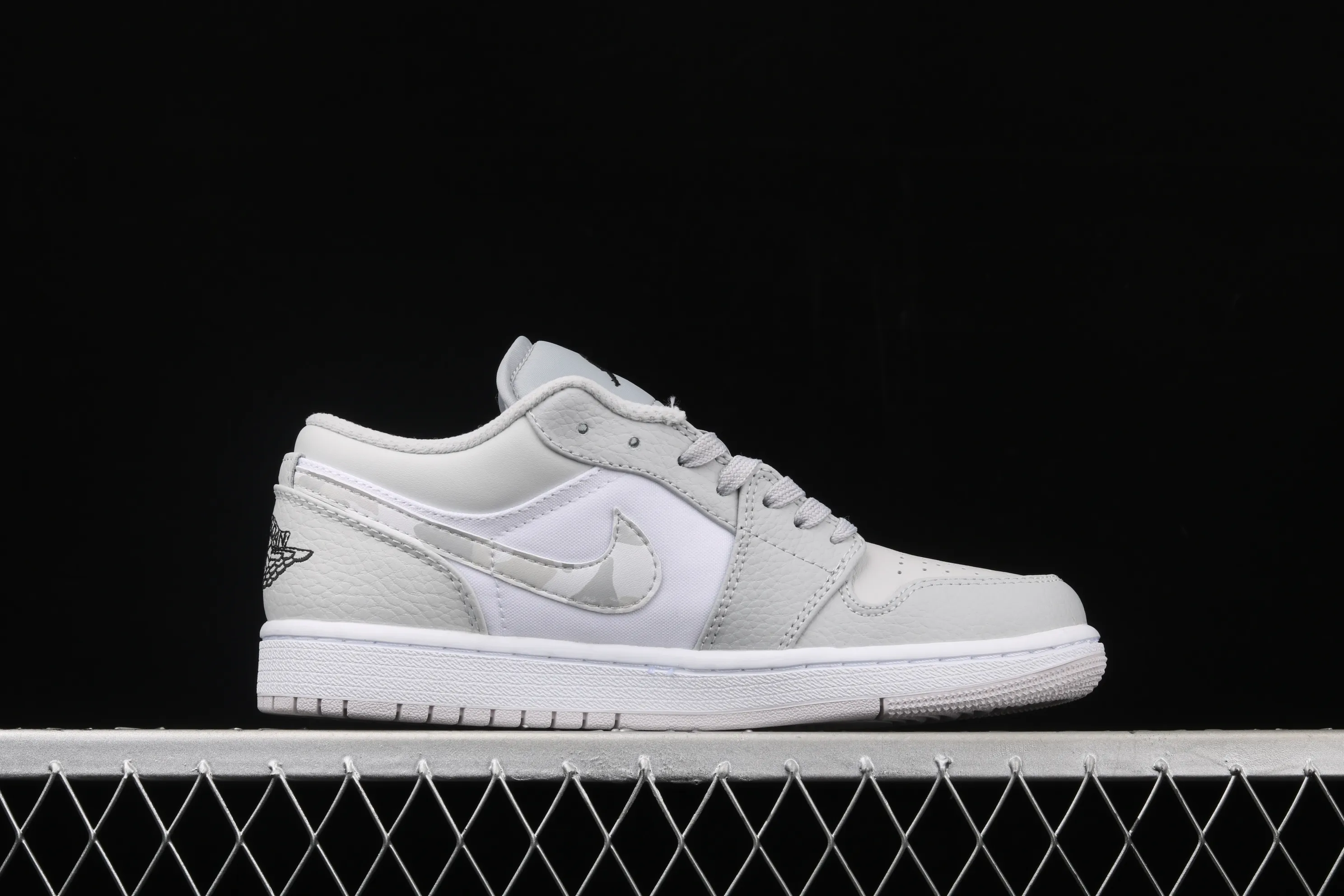 All categories Air Jordan Jordan series basketball shoes Air Jordan 1 Low Air Jordan 1 Low "White Camo" AJ1 Joe 1 low white gray camouflage DC9036-100